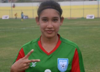 মাঠে ফেরার অপেক্ষায় মৌসুমী