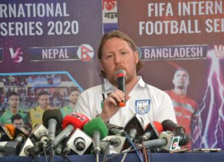 তৃপ্ত নন জেমি; সন্তুষ্ট মহারজন