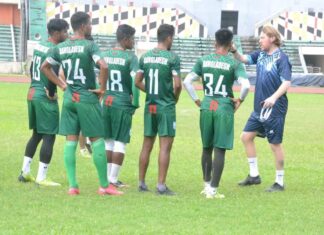 মাঠের অনুশীলনে ফিরেই খুশি জেমি