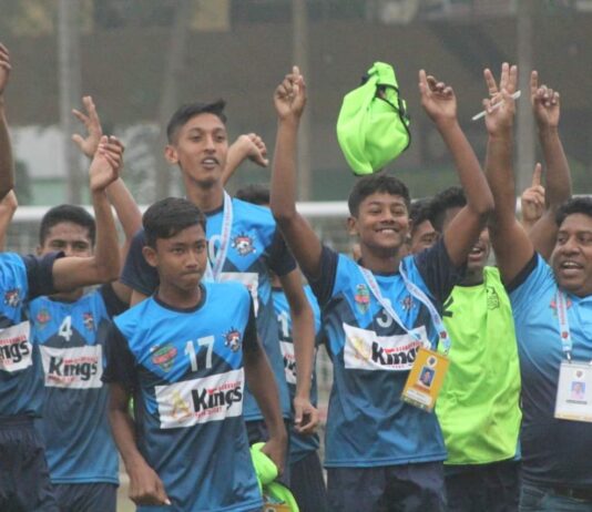 একাডেমি কাপের ফাইনালে ওয়ারিয়র ও ফেনী!