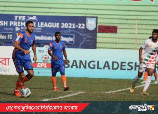 শারীফির হ্যাট্রিকে পুলিশ এফসির জয় ; মুক্তিযোদ্ধা সংসদের গলার কাঁটা আত্মঘাতী গোল