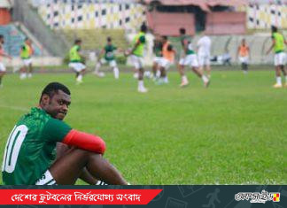 কোন দল পেলেন না এলিটা!