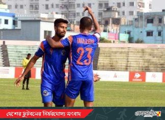 শেখ জামালকে পেছনে ফেলে সেমিতে পুলিশ!