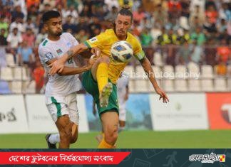 প্রথমার্ধে বাংলাদেশের হার না মানা লড়াই