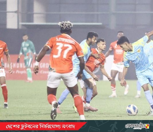 জিকোর বীরত্বে রক্ষা, আবাহনীর সঙ্গে ২-২ ড্রয়ে শীর্ষেই বসুন্ধরা কিংস