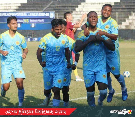 দিয়াবাতের জোড়ায় উড়ল আবাহনী, ৫–০ গোলে বিধ্বস্ত ফকিরেরপুল