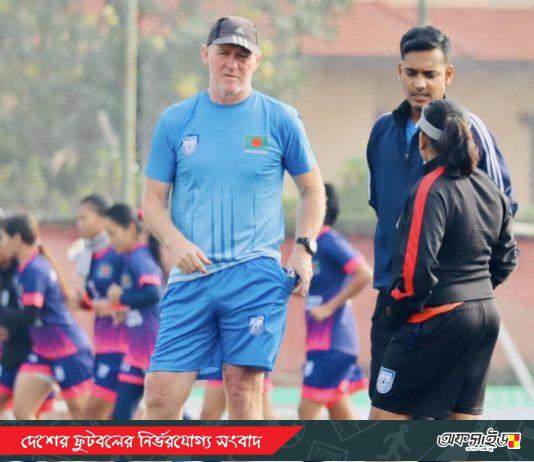 এশিয়ান কাপের প্রাথমিক দল নিয়ে ক্ষোভ ঝাড়লেন পিটার বাটলার, চূড়ান্ত দলে পরিবর্তনের ইঙ্গিত