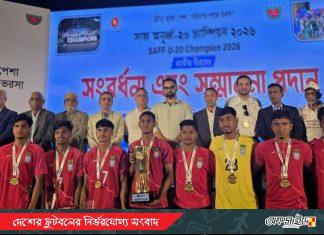 অপরাজিত চ্যাম্পিয়নদের সংবর্ধনা, প্রধানমন্ত্রীর হাতে ট্রফি তুলে দেওয়ার ইচ্ছা যুবাদের